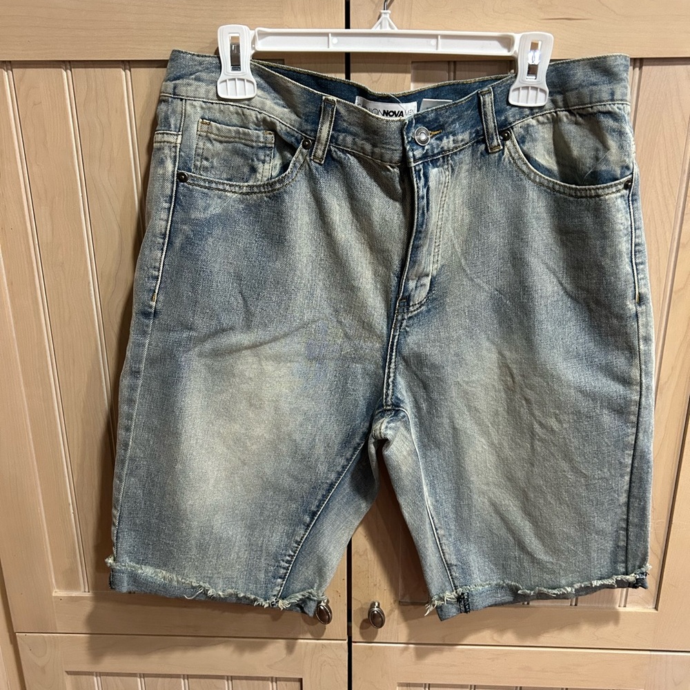 Fashion Nova Men denim shorts